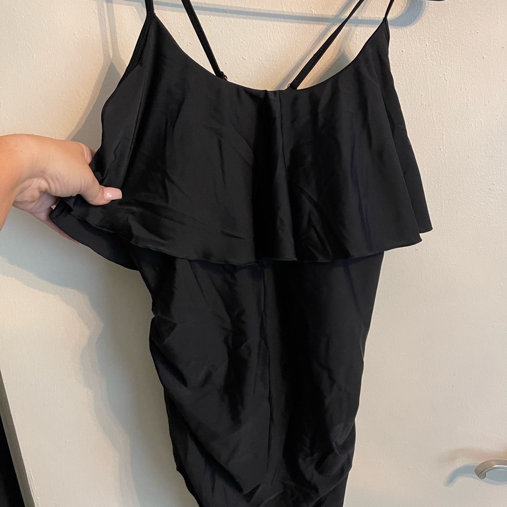 Black Ruffled Sleeveless Bathing Suit Nwt - Extra Large